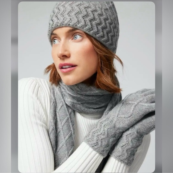 WHBM Rhinestone Patterned hat - Picture 2 of 7